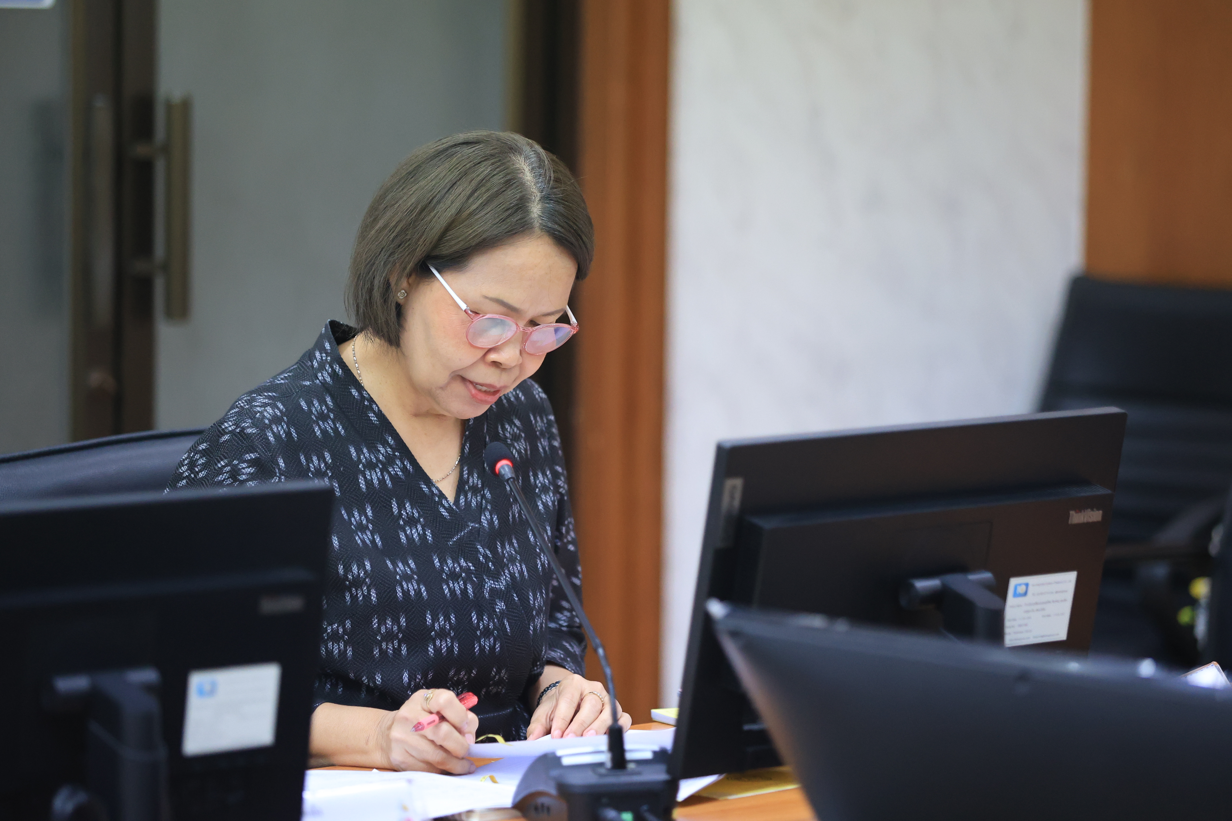 title - ส.ป.ก. ประชุมคณะกรรมการกลั่นกรองผลการประเมินประสิทธิภาพและประสิทธิผลการปฏิบัติงานของลูกจ้างประจำ ส.ป.ก. ส่วนกลาง